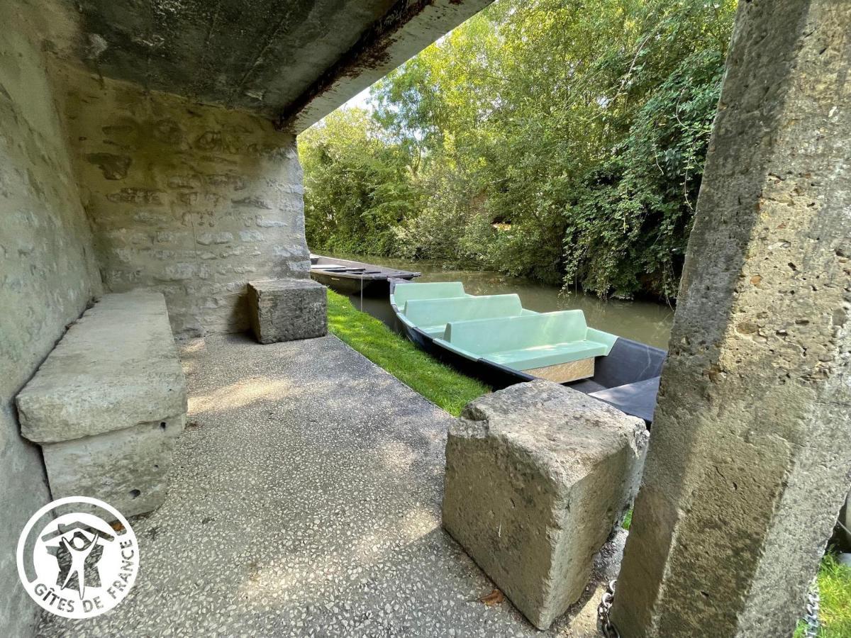 Maison Au Coeur Du Marais Poitevin Avec Barques, Canoes, Pedalo Et Velos Включены - Fr-1-426-147 Villa Damvix Exterior photo