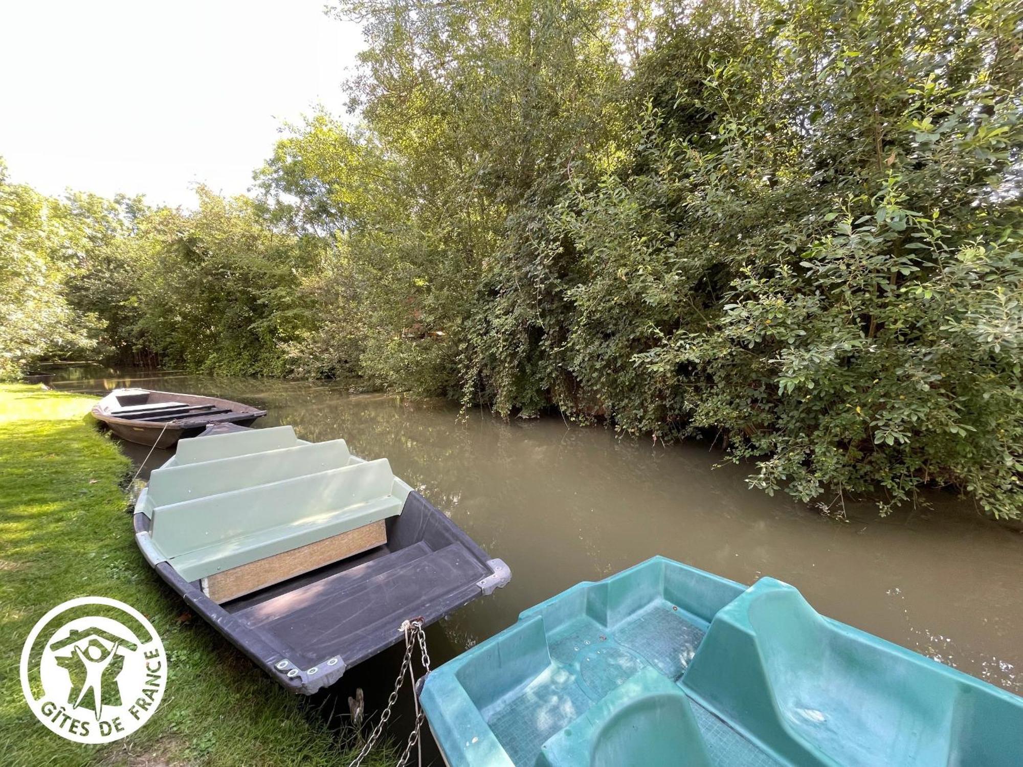 Maison Au Coeur Du Marais Poitevin Avec Barques, Canoes, Pedalo Et Velos Включены - Fr-1-426-147 Villa Damvix Exterior photo